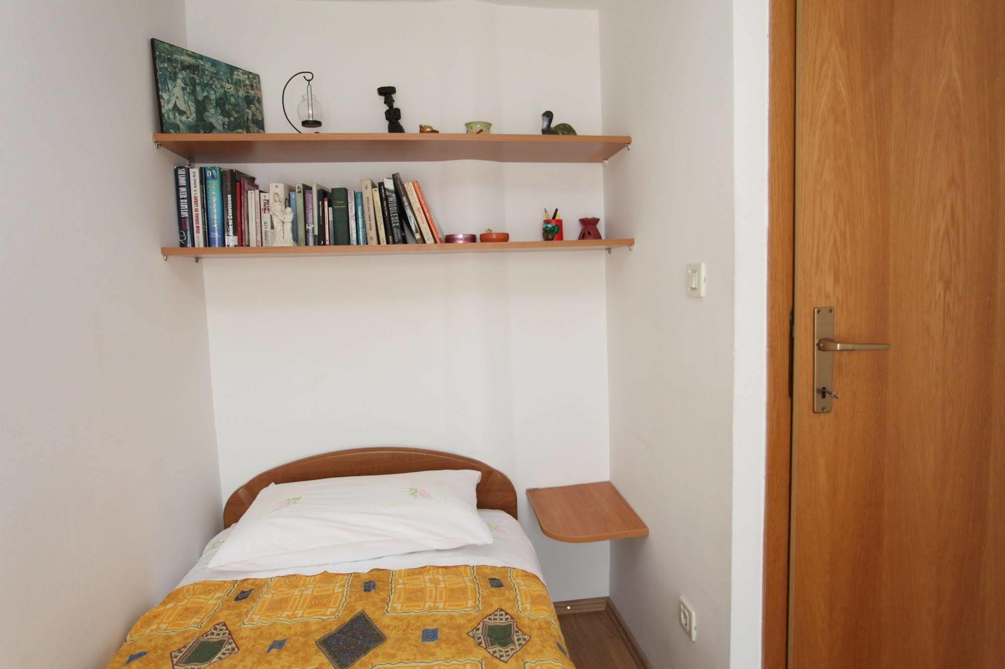 Split Apartments Peric Eksteriør bilde